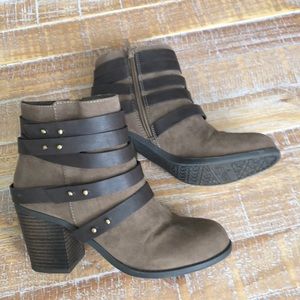 Fergalicoius booties